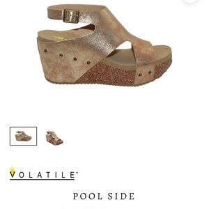 Volatile pool side Gold size 7